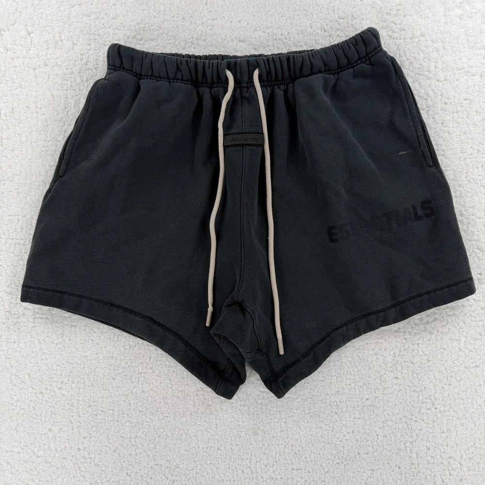 Fear Of God Essentials Sweat‎ Shorts Mens Large Black Fleece 7.5 Inseam Logo